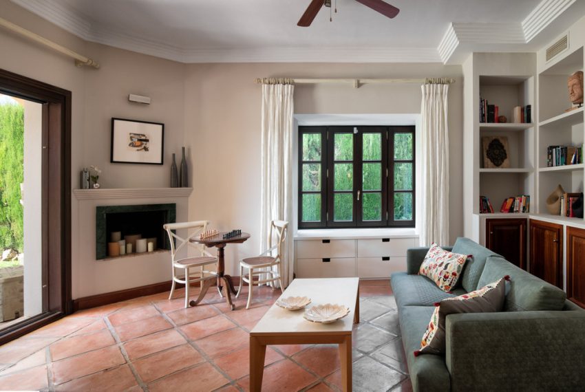 R4896139-Villa-For-Sale-Sierra-Blanca-Detached-6-Beds-450-Built-9