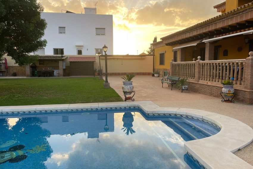 R4898086-Villa-For-Sale-Mijas-Costa-Detached-4-Beds-580-Built-11