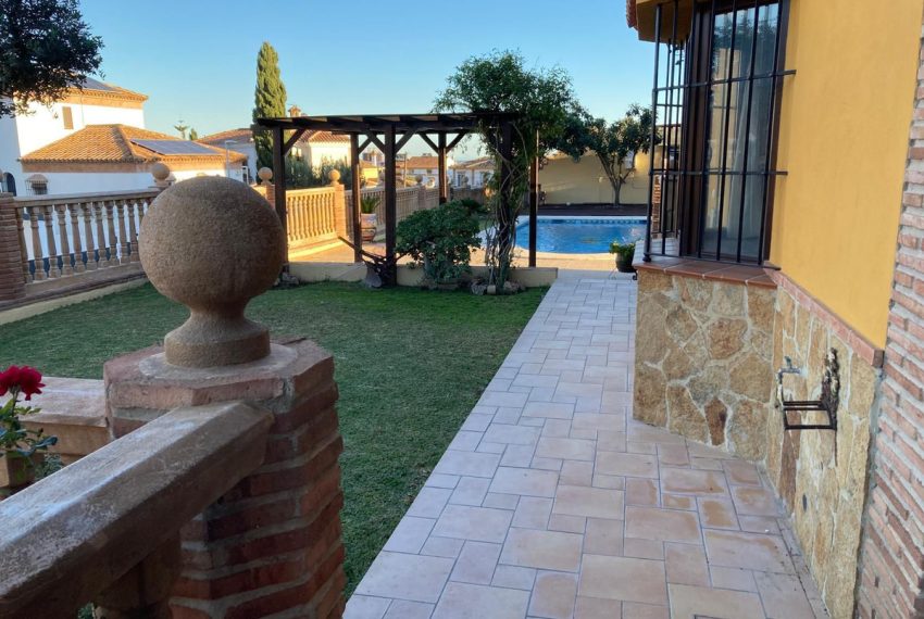 R4898086-Villa-For-Sale-Mijas-Costa-Detached-4-Beds-580-Built-19