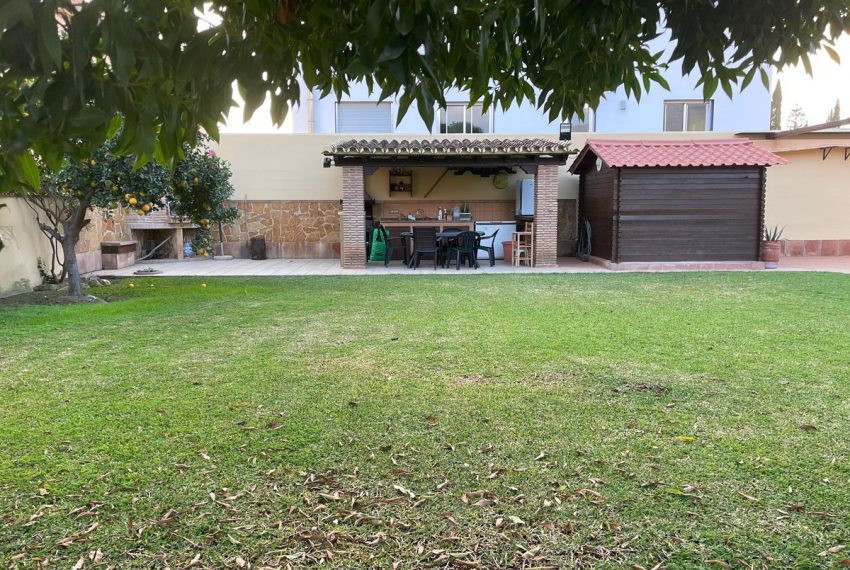 R4898086-Villa-For-Sale-Mijas-Costa-Detached-4-Beds-580-Built-4