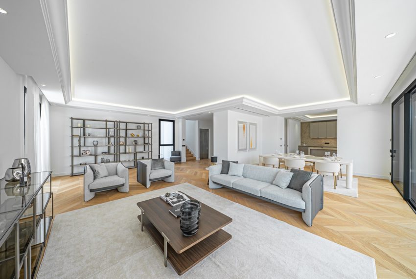 R4907779-Villa-For-Sale-The-Golden-Mile-Detached-6-Beds-647-Built-2
