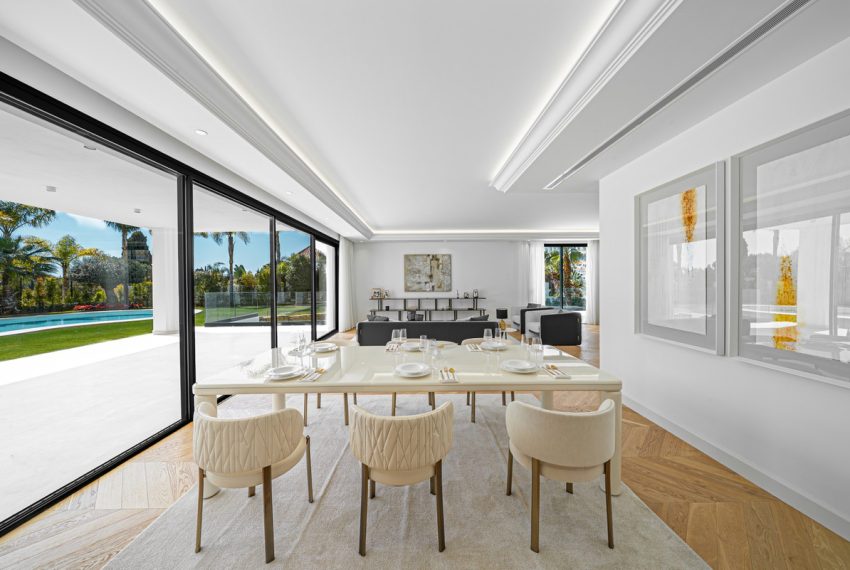 R4907779-Villa-For-Sale-The-Golden-Mile-Detached-6-Beds-647-Built-6