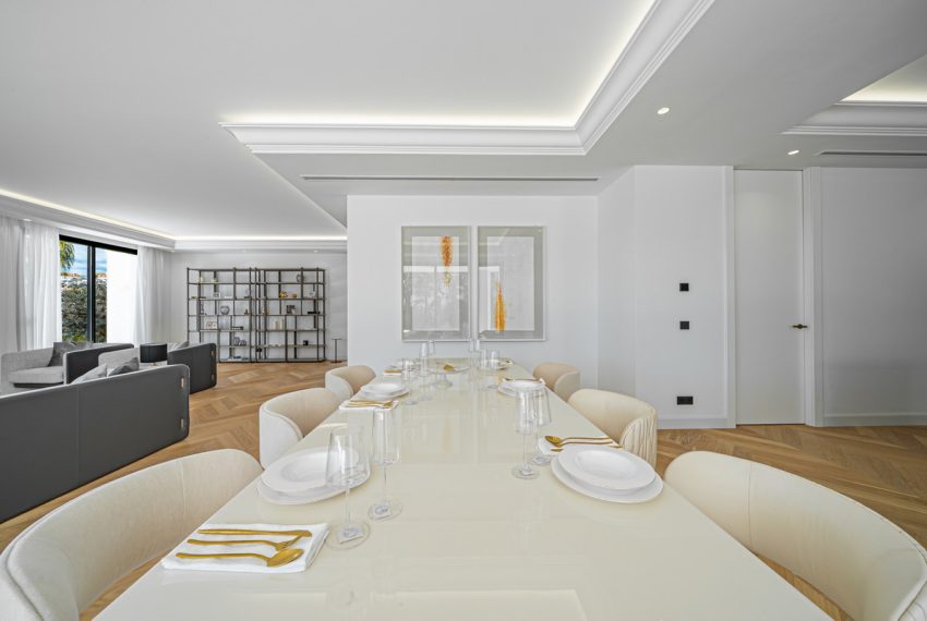 R4907779-Villa-For-Sale-The-Golden-Mile-Detached-6-Beds-647-Built-8