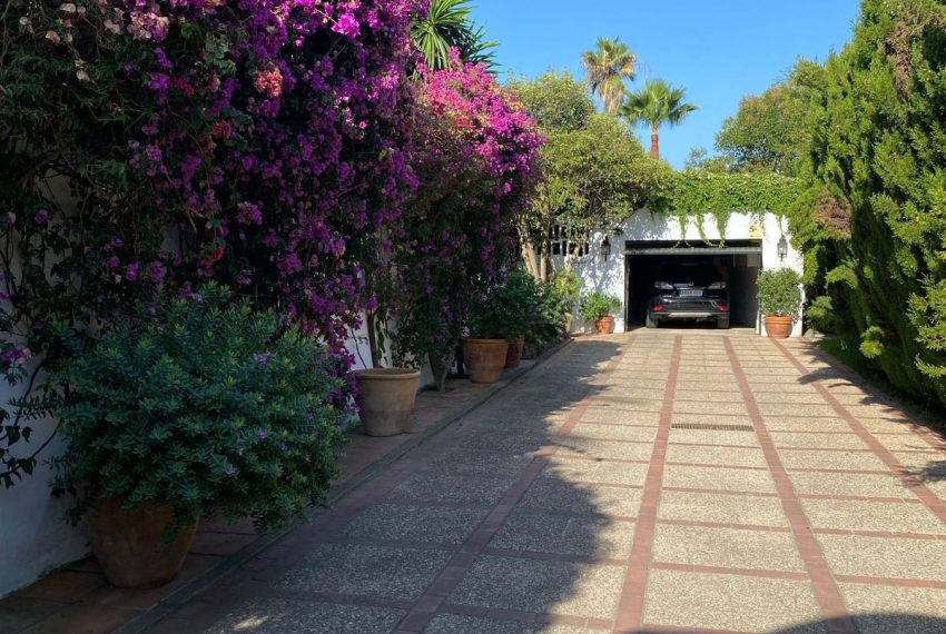 R4909318-Villa-For-Sale-New-Golden-Mile-Detached-4-Beds-200-Built-15