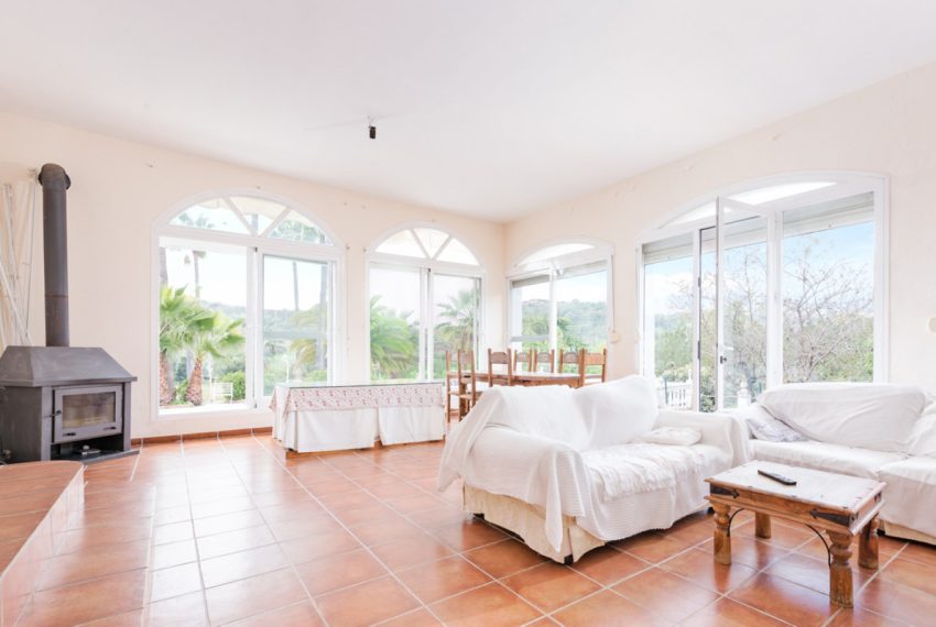 R4930834-Villa-For-Sale-El-Padron-Finca-3-Beds-262-Built-3