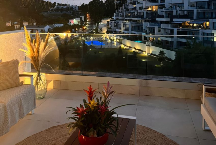 R4940677-Apartment-For-Sale-Benahavis-Penthouse-2-Beds-71-Built-1