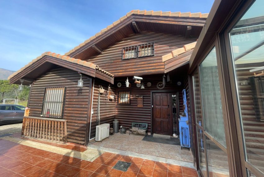 R4941052-Villa-For-Sale-Estepona-Finca-3-Beds-118-Built-5