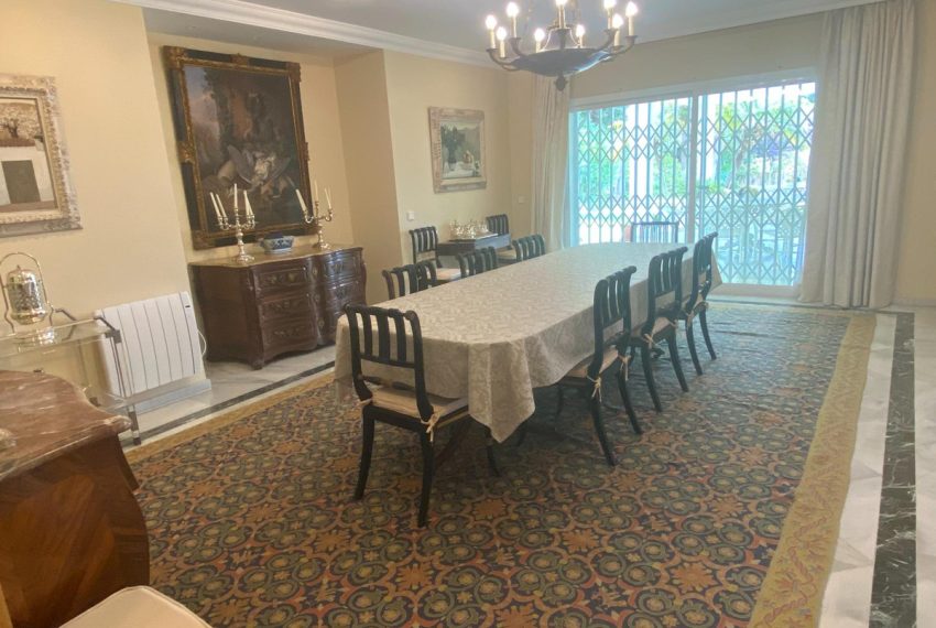 R4941982-Villa-For-Sale-Guadalmina-Baja-Detached-8-Beds-1500-Built-19