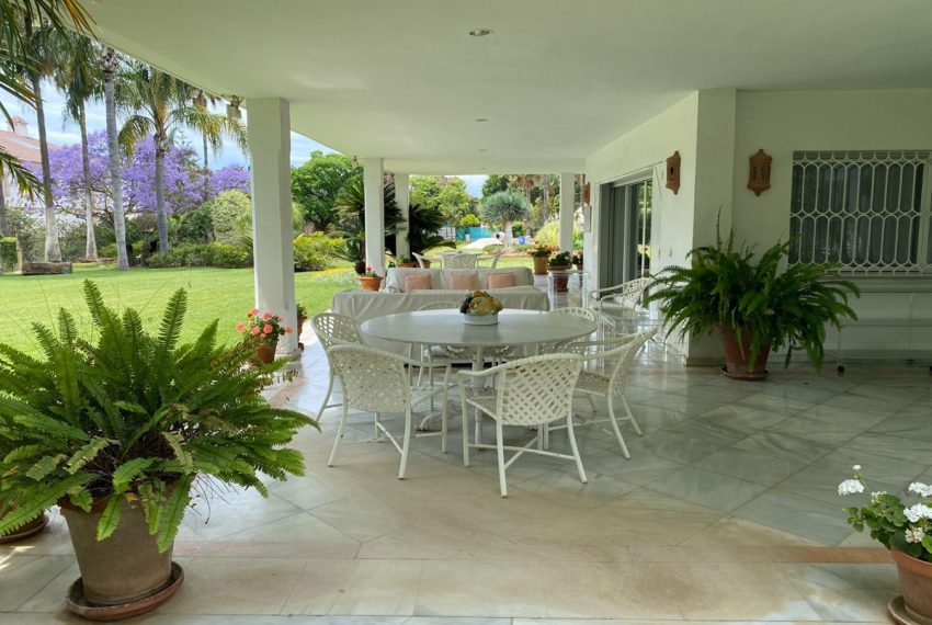 R4941982-Villa-For-Sale-Guadalmina-Baja-Detached-8-Beds-1500-Built-3