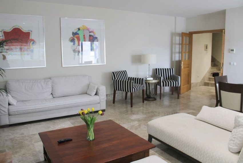 R4942813-Townhouse-For-Sale-Santa-Clara-Terraced-3-Beds-227-Built-2