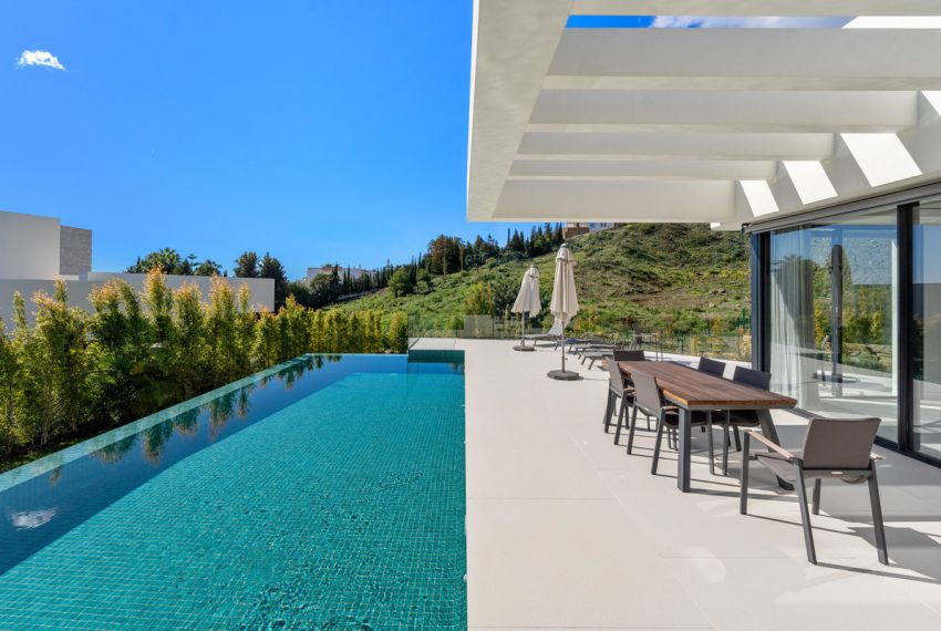 R4950373-Villa-For-Sale-Benahavis-Detached-4-Beds-400-Built-10