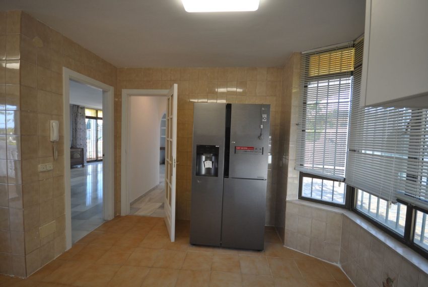 R4954279-Villa-For-Sale-Mijas-Costa-Detached-5-Beds-334-Built-11