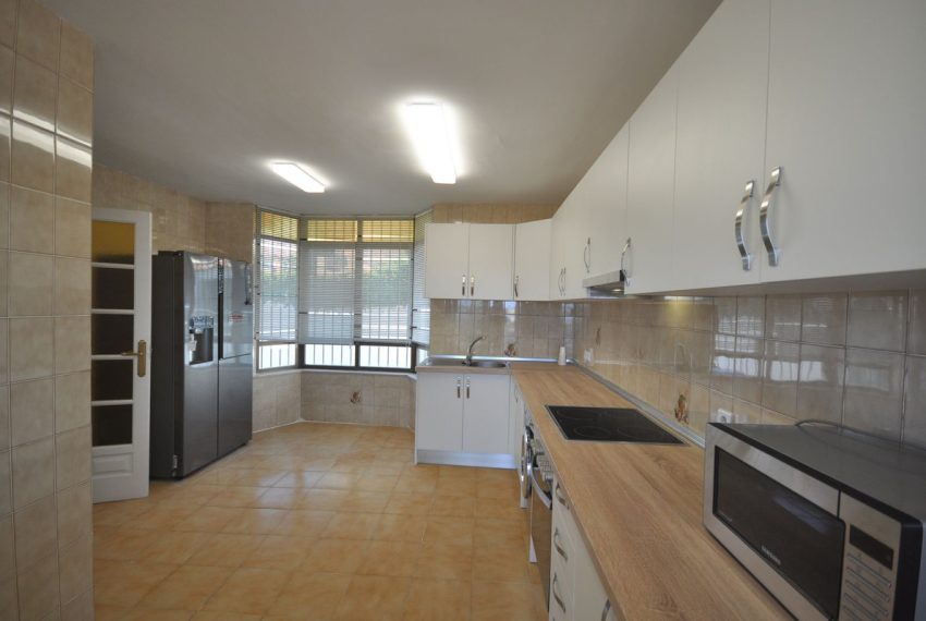 R4954279-Villa-For-Sale-Mijas-Costa-Detached-5-Beds-334-Built-6