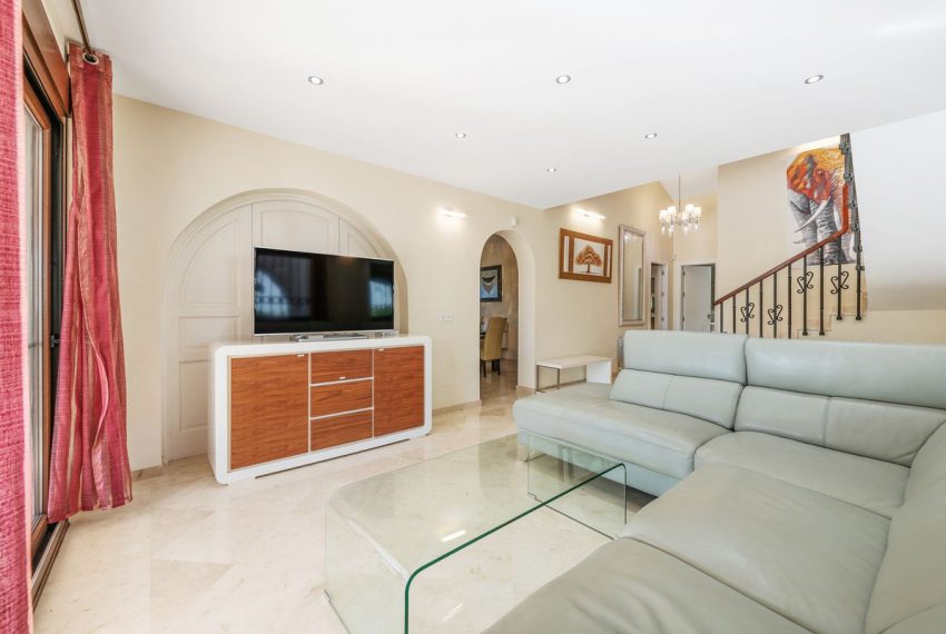 R4954378-Villa-For-Sale-Atalaya-Detached-5-Beds-337-Built-3