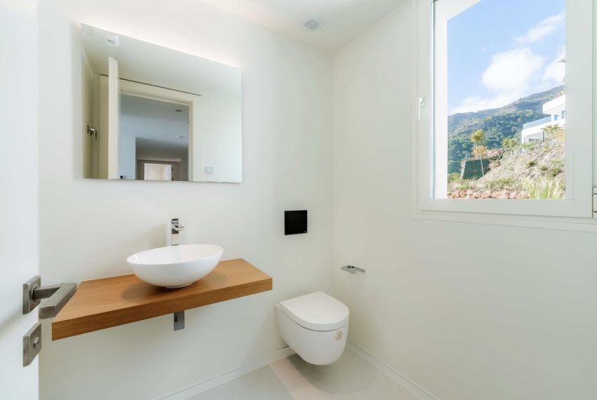 R4955452-Apartment-For-Sale-Ojen-Penthouse-3-Beds-148-Built-18