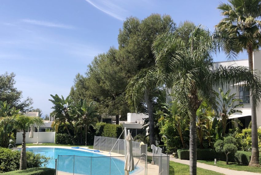 R4956673-Townhouse-For-Sale-Sierra-Blanca-Terraced-3-Beds-500-Built-2