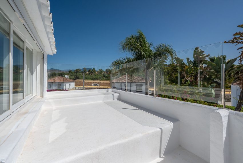 R4957786-Townhouse-For-Sale-Nueva-Andalucia-Terraced-5-Beds-297-Built-17