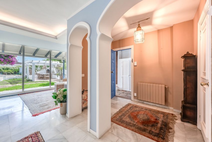R4957786-Townhouse-For-Sale-Nueva-Andalucia-Terraced-5-Beds-297-Built-6