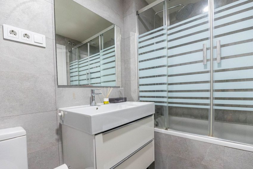 R4957960-Apartment-For-Sale-Marbella-Middle-Floor-2-Beds-101-Built-18