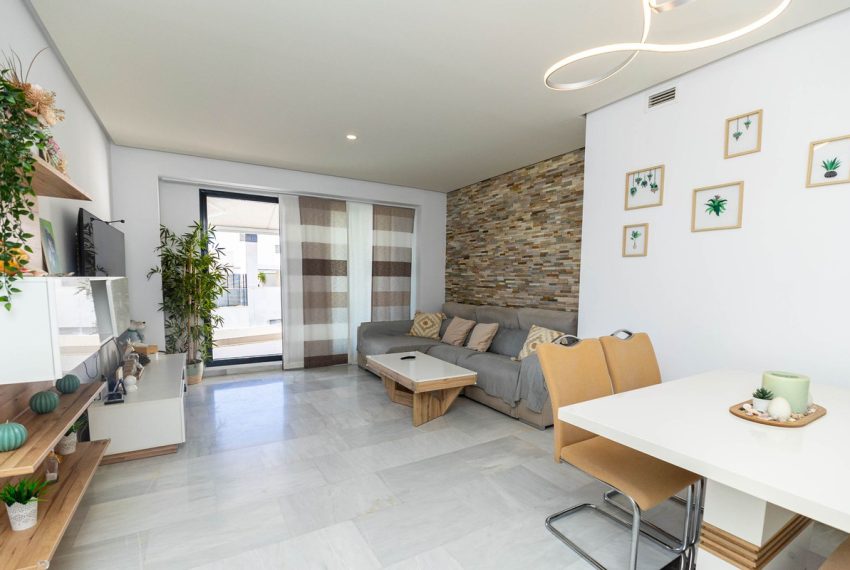 R4957960-Apartment-For-Sale-Marbella-Middle-Floor-2-Beds-101-Built-2