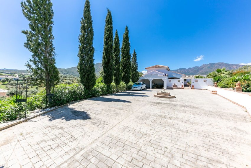 R4963984-Villa-For-Sale-Mijas-Finca-4-Beds-320-Built-10