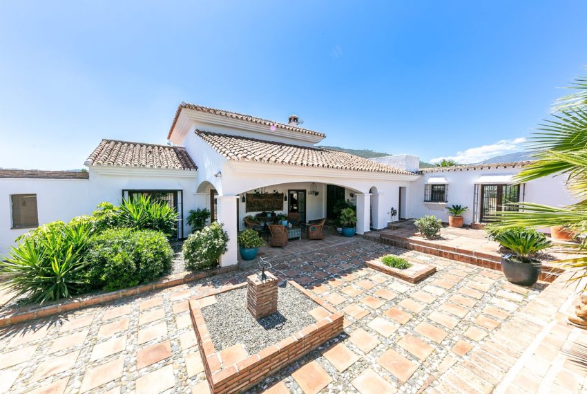 R4963984-Villa-For-Sale-Mijas-Finca-4-Beds-320-Built-17