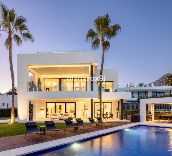 R4967356-Image 1-Detached - 5 Beds - 492 Built