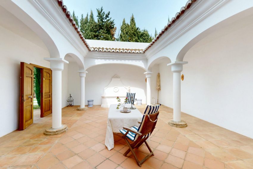 R4967473-Villa-For-Sale-Guadalmina-Baja-Detached-3-Beds-398-Built-2