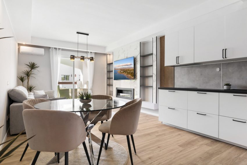 R4968496-Apartment-For-Sale-Nueva-Andalucia-Ground-Floor-3-Beds-82-Built-3