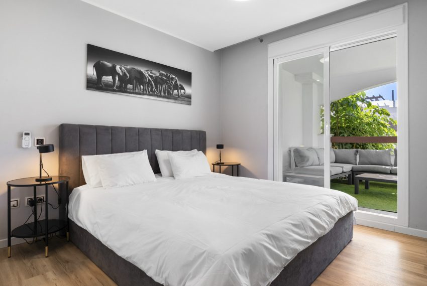 R4968496-Apartment-For-Sale-Nueva-Andalucia-Ground-Floor-3-Beds-82-Built-8