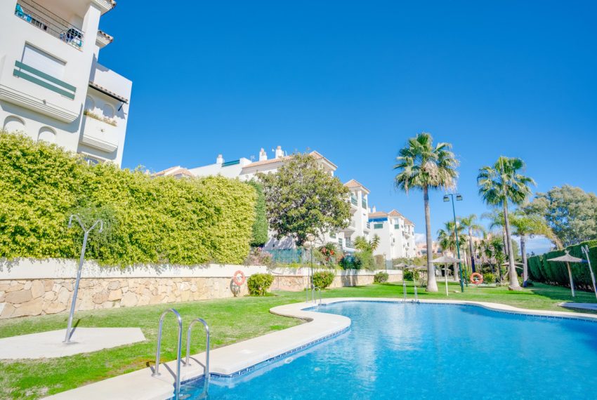 R4970176-Apartment-For-Sale-Nueva-Andalucia-Middle-Floor-2-Beds-78-Built