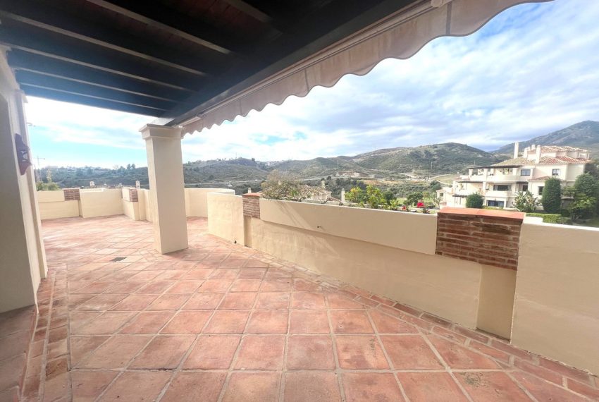 R4977001-Apartment-For-Sale-Benahavis-Penthouse-Duplex-3-Beds-376-Built-1