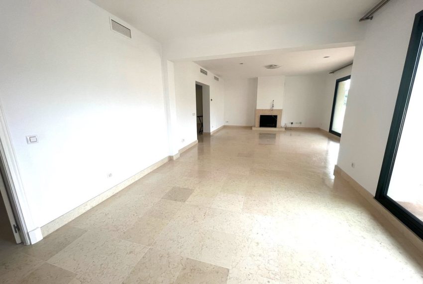 R4977001-Apartment-For-Sale-Benahavis-Penthouse-Duplex-3-Beds-376-Built-10