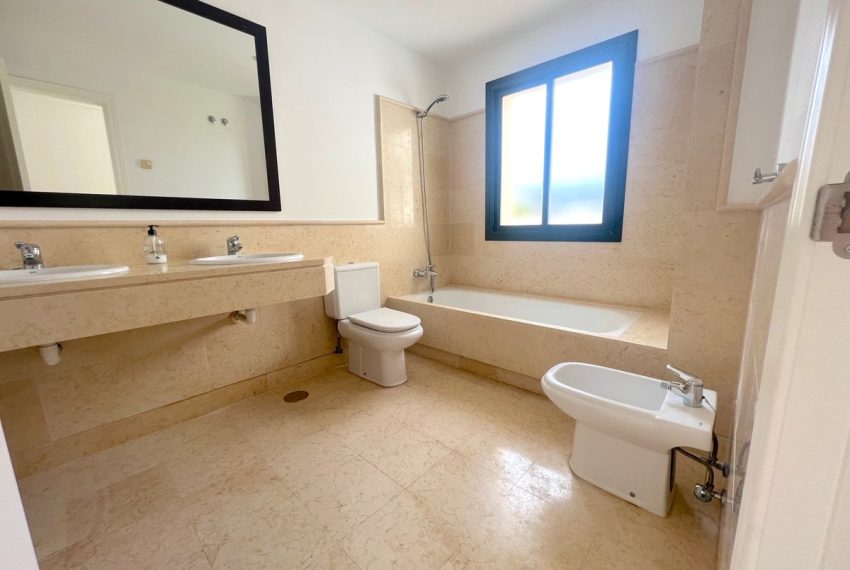 R4977001-Apartment-For-Sale-Benahavis-Penthouse-Duplex-3-Beds-376-Built-16
