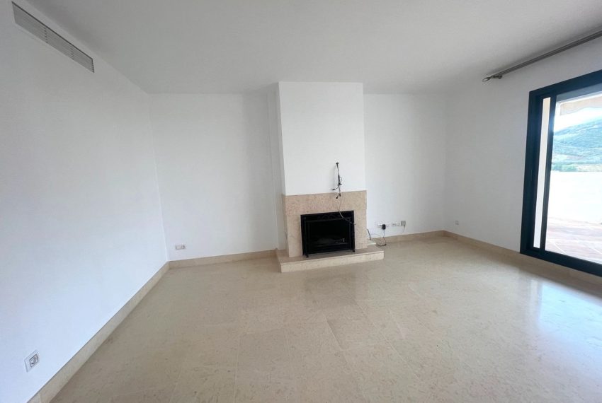 R4977001-Apartment-For-Sale-Benahavis-Penthouse-Duplex-3-Beds-376-Built-5