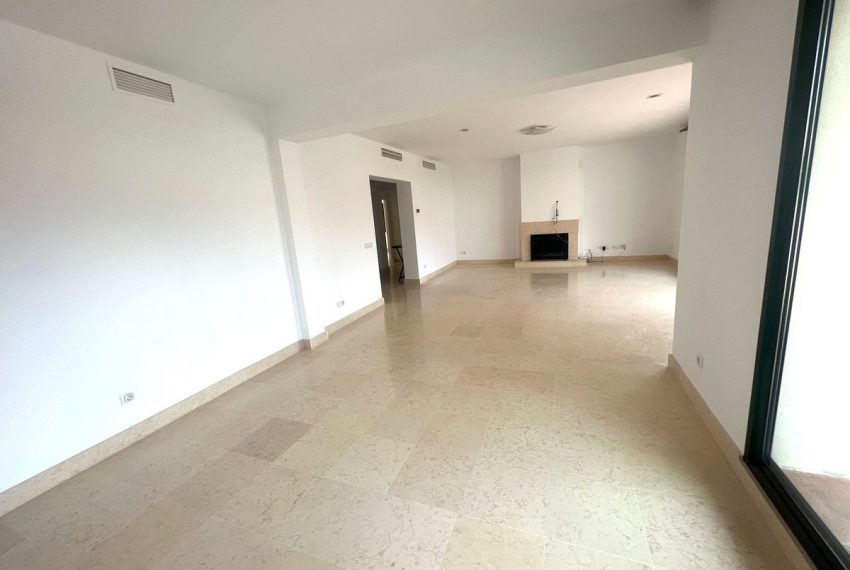 R4977001-Apartment-For-Sale-Benahavis-Penthouse-Duplex-3-Beds-376-Built-9