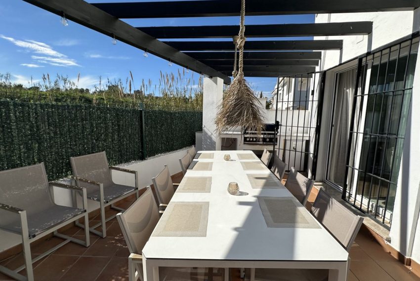R4979923-Villa-For-Sale-Nueva-Andalucia-Detached-4-Beds-227-Built-2