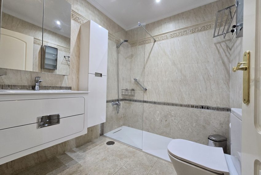 R4980619-Apartment-For-Sale-Elviria-Ground-Floor-3-Beds-149-Built-14