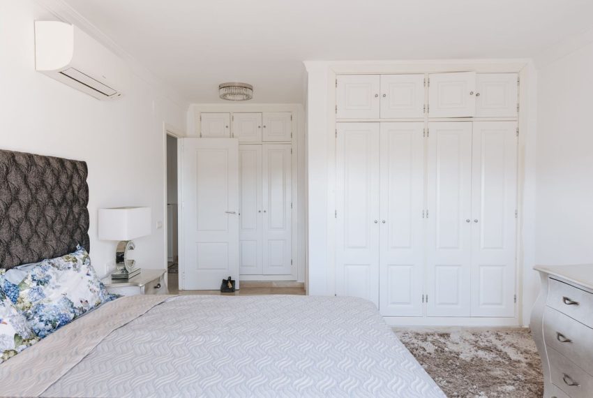 R4981480-Apartment-For-Sale-Estepona-Penthouse-3-Beds-224-Built-1