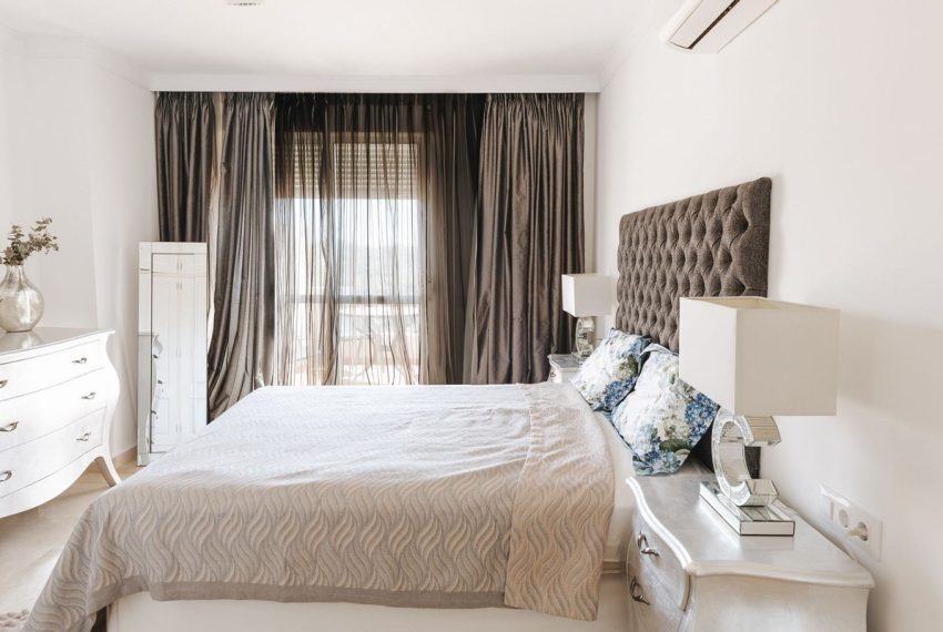 R4981480-Apartment-For-Sale-Estepona-Penthouse-3-Beds-224-Built-2