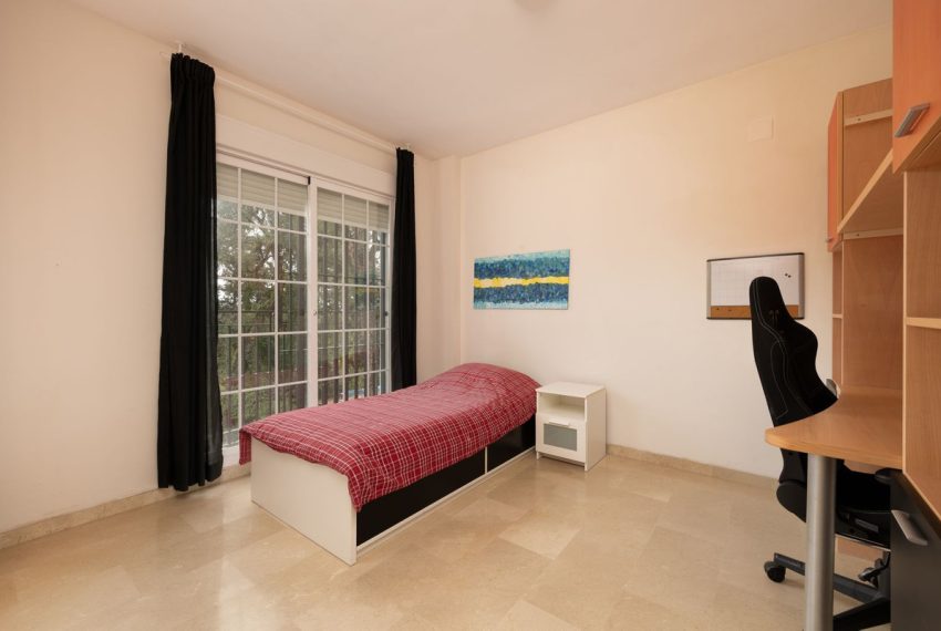 R4981741-Villa-For-Sale-Elviria-Detached-5-Beds-369-Built-16