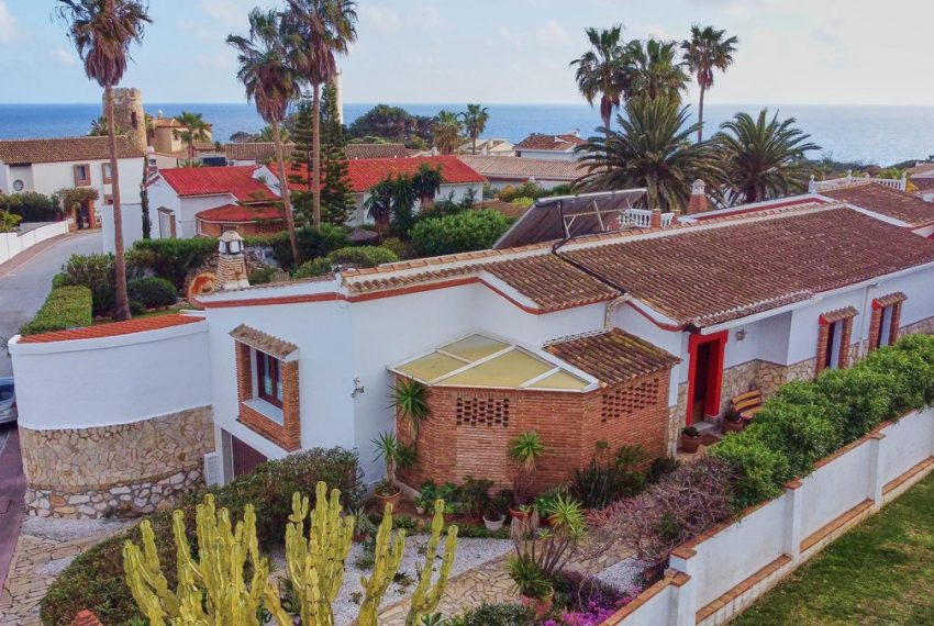 R4986208-Villa-For-Sale-Mijas-Detached-4-Beds-237-Built-1