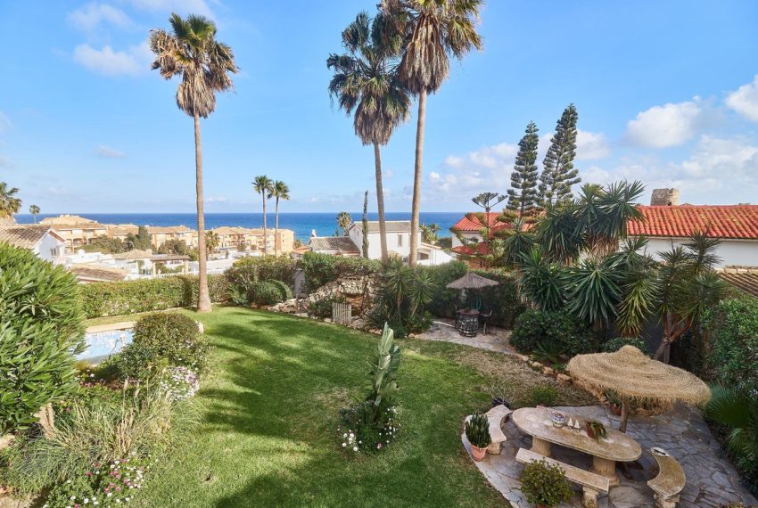 R4986208-Villa-For-Sale-Mijas-Detached-4-Beds-237-Built