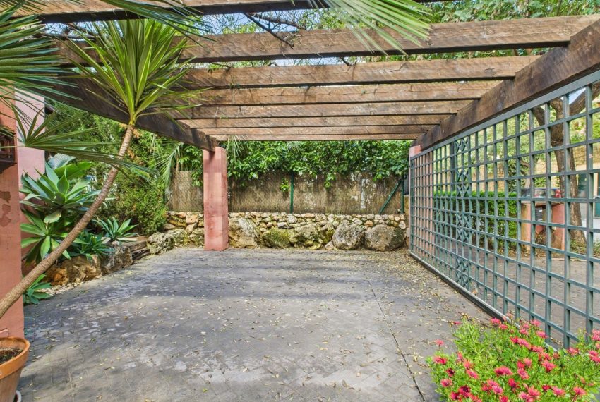 R4986919-Villa-For-Sale-Estepona-Detached-4-Beds-431-Built-16