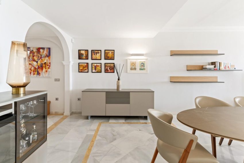 R4988551-Apartment-For-Sale-Nueva-Andalucia-Ground-Floor-2-Beds-126-Built-6