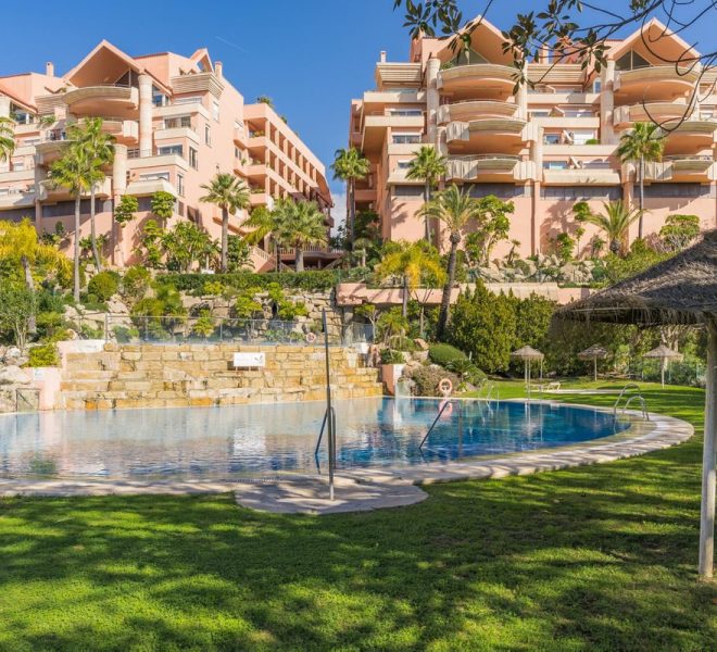 R4988551-Image 1-Ground Floor - 2 Beds - 126 Built