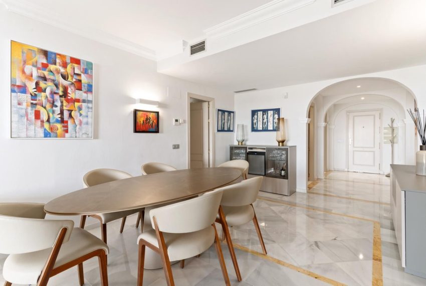 R4988551-Apartment-For-Sale-Nueva-Andalucia-Ground-Floor-2-Beds-126-Built-7