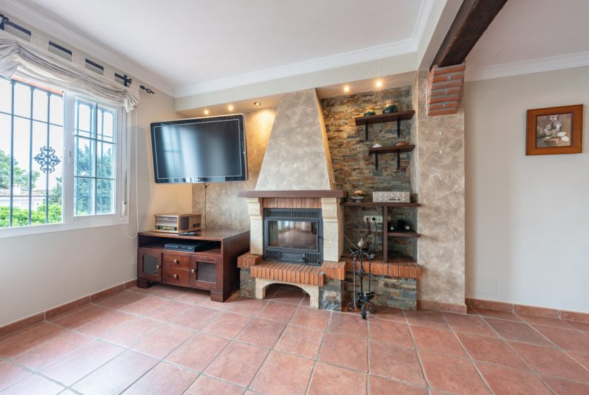 R4990759-Townhouse-For-Sale-Marbella-Detached-4-Beds-392-Built-10