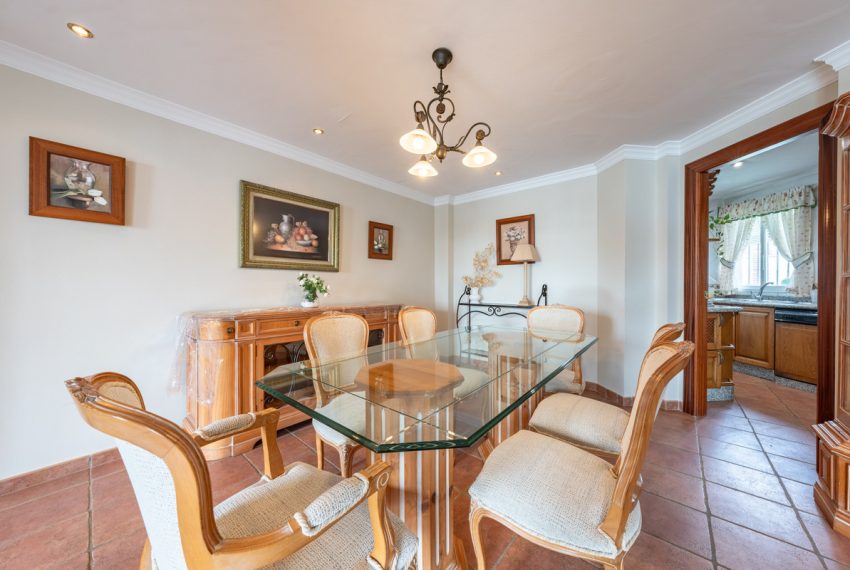 R4990759-Townhouse-For-Sale-Marbella-Detached-4-Beds-392-Built-16