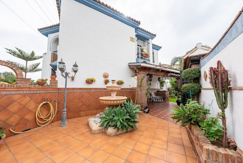 R4990759-Townhouse-For-Sale-Marbella-Detached-4-Beds-392-Built-7